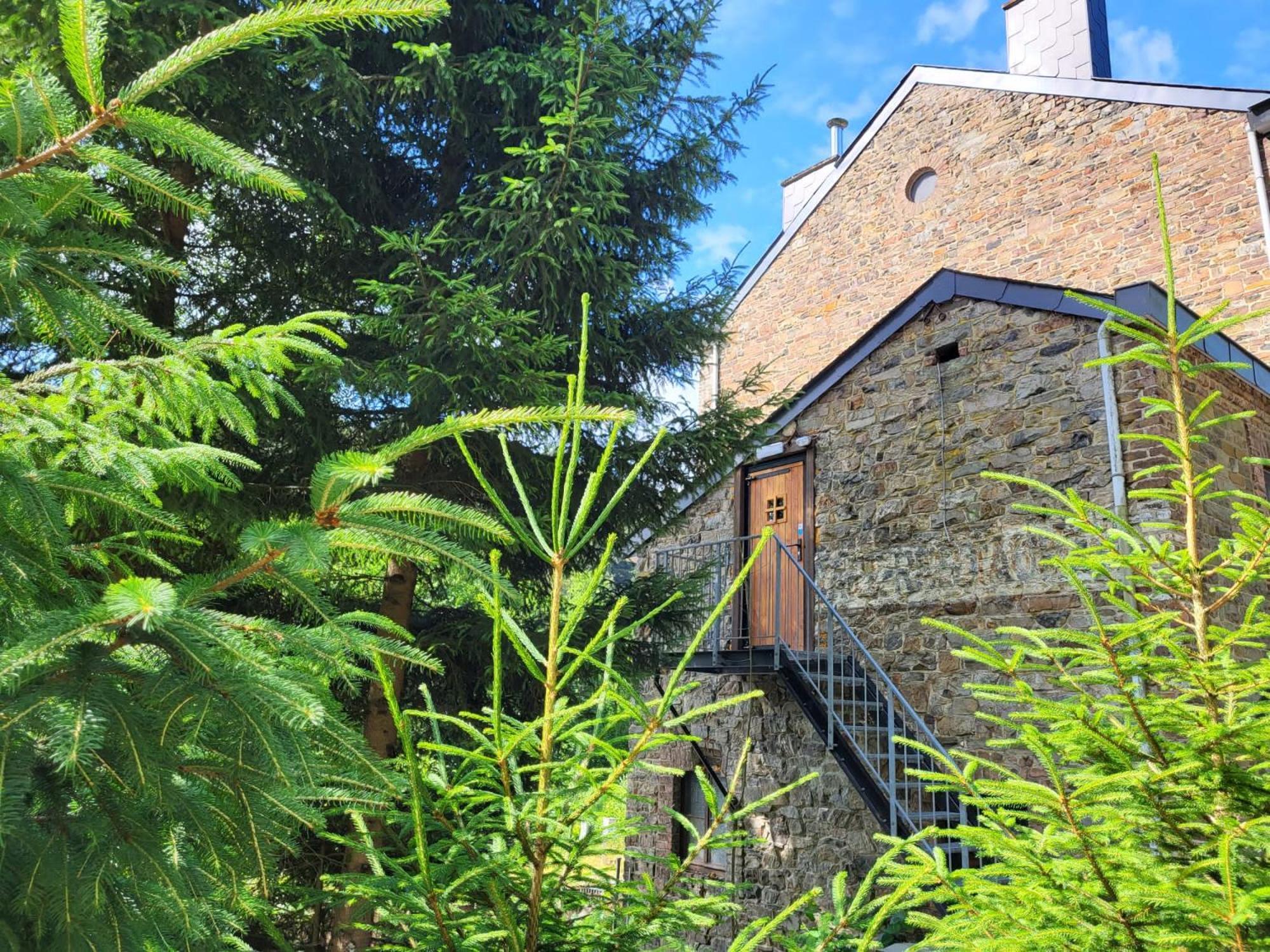 B&B-Restaurant Porte De La Lienne Stoumont Exterior photo